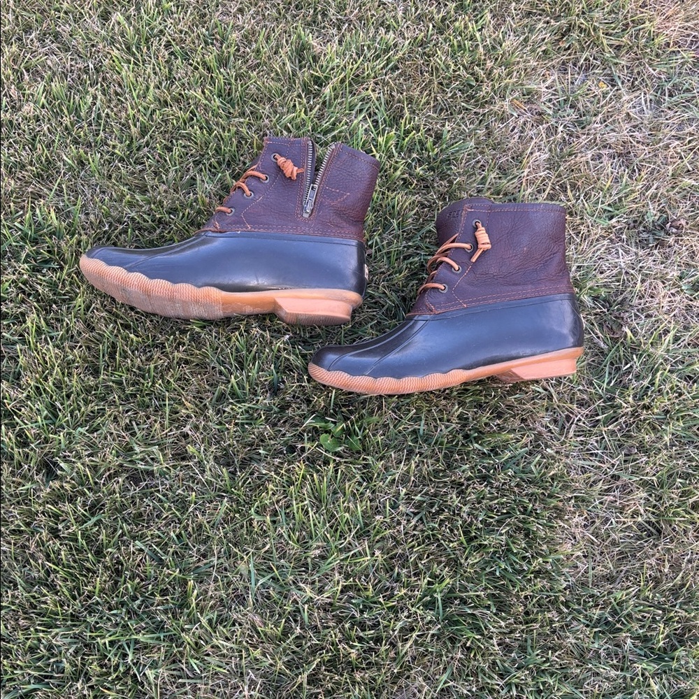 Sperry  Women’s  Black and Brown Rain Boots - Picture 4 of 6